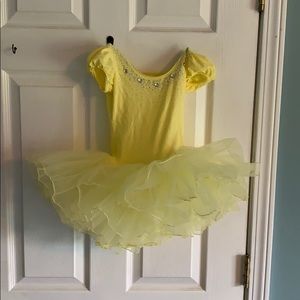 Girls yellow tutu